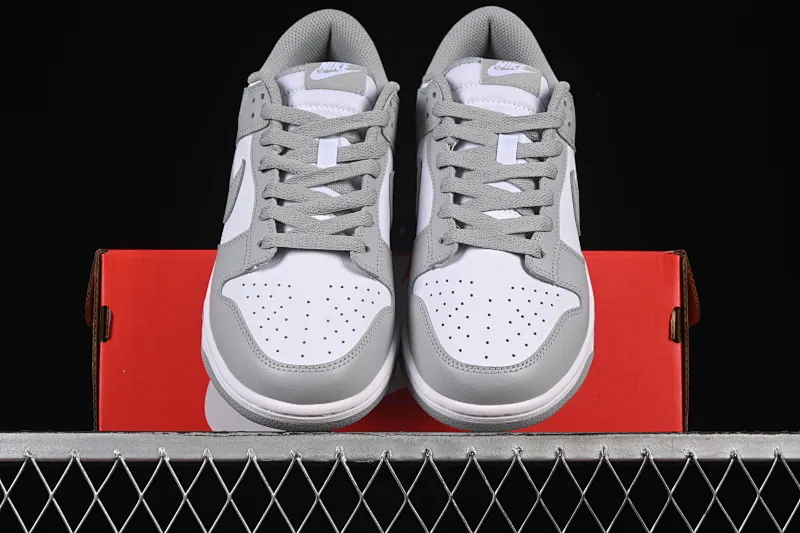 All categories Nk SB Dunk series Nk SB Dunk Low low-top sneakers Nike SB Dunk Low white gray low-top casual sneakers HF5441-105